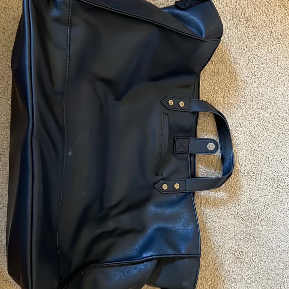 Thirty-one Square Tote in Black Smooth Pebble
